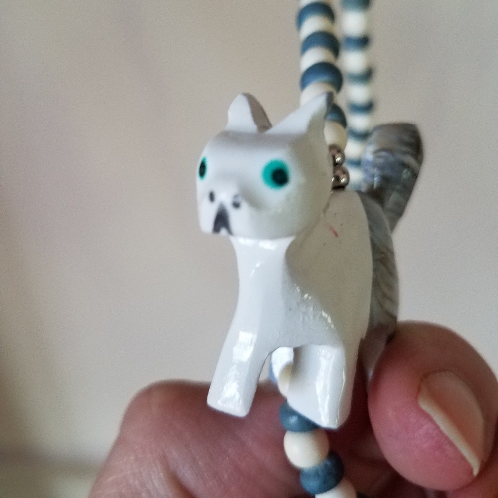 Cat necklace white blue beads double strands - Picture 4 of 6